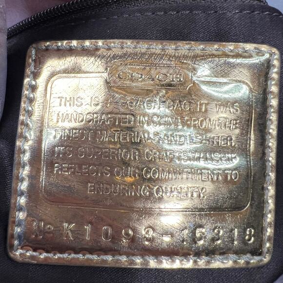 Coach Poppy beautiful tan and Cream gold crossbody shoulder bag - Picture 9 of 12